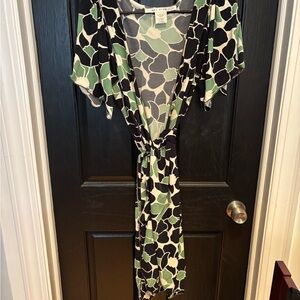 Max Studio Black and Green Flutter Sleeve Wrap Maxi Dress